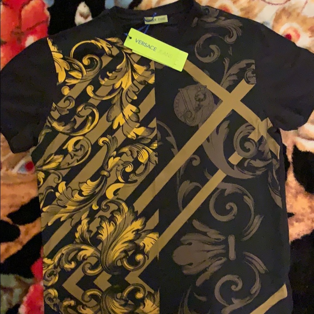 Versace t shirt
